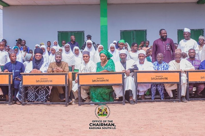 Kaduna South Receives 100 Benches from Earth Line Academy Kaduna for LEA Kurmin Mashi